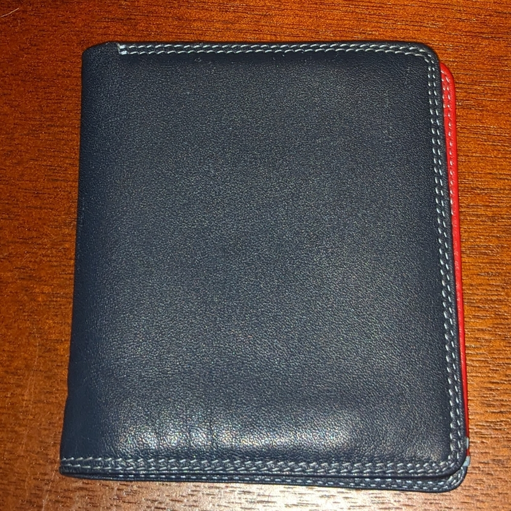 🦋BOGO Mywalit Billfold Wallet